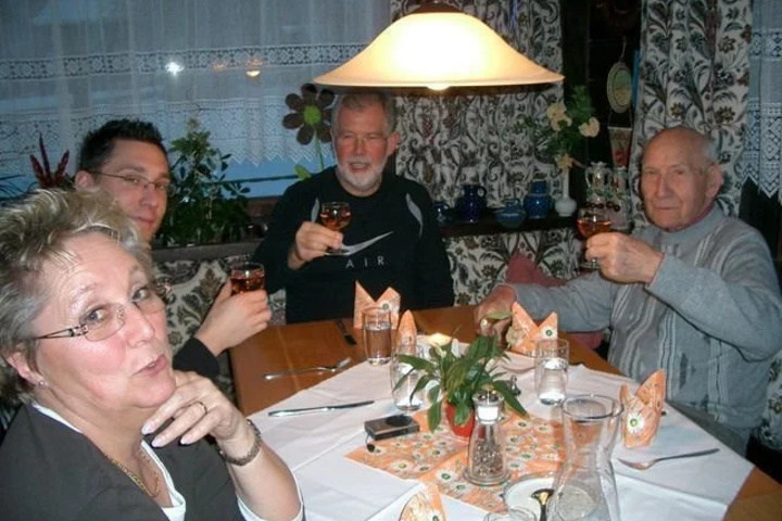 Dining 10 of 14