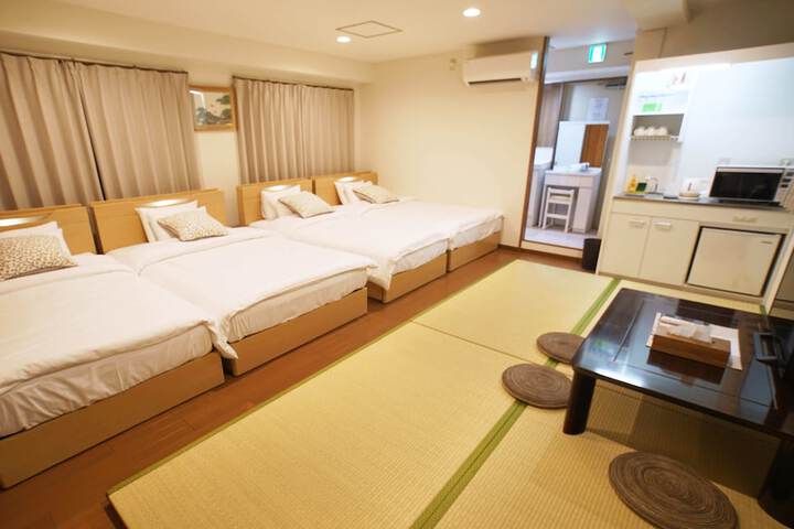 Room 18 of 51