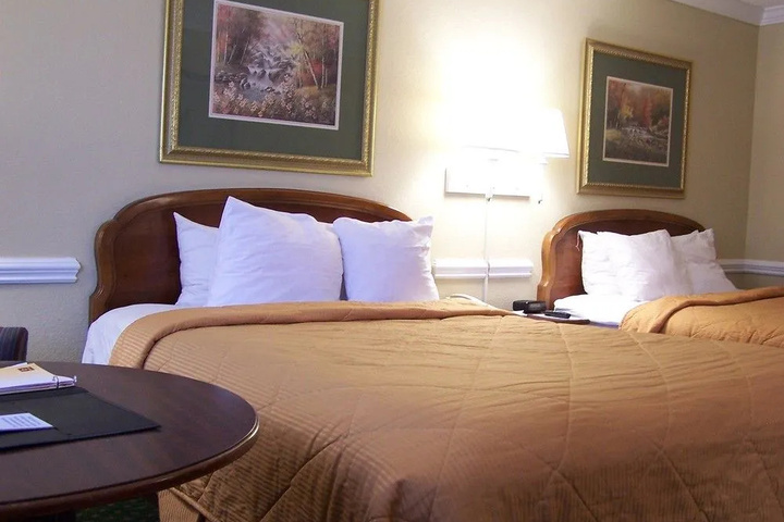 guest_rooms