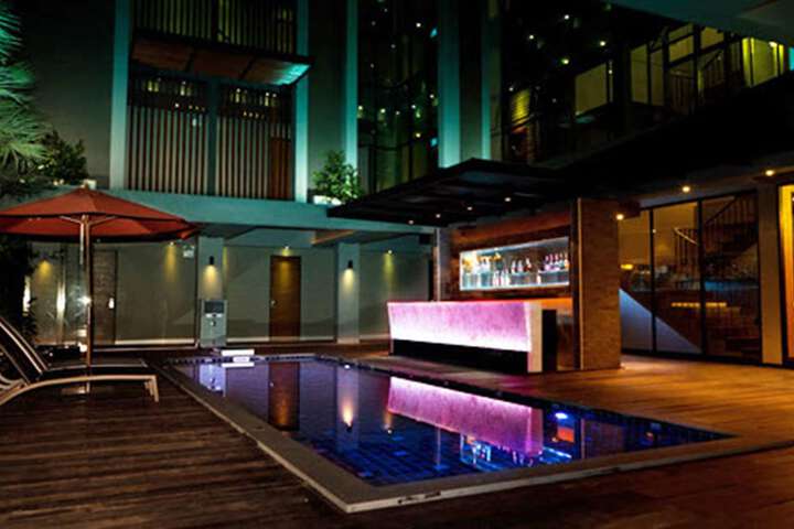 Pools & Facilities