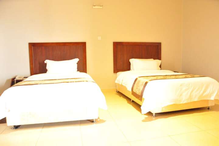 Room 6 of 51