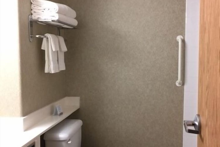 Room 30 of 54