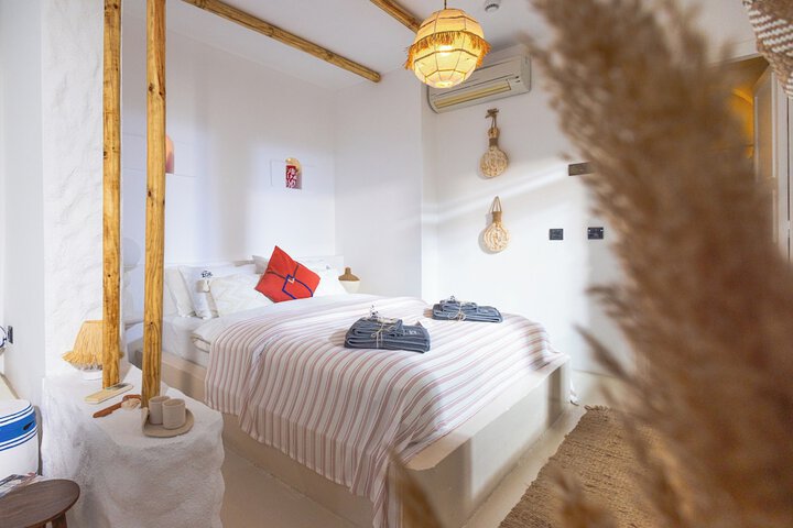 Room 42 of 68