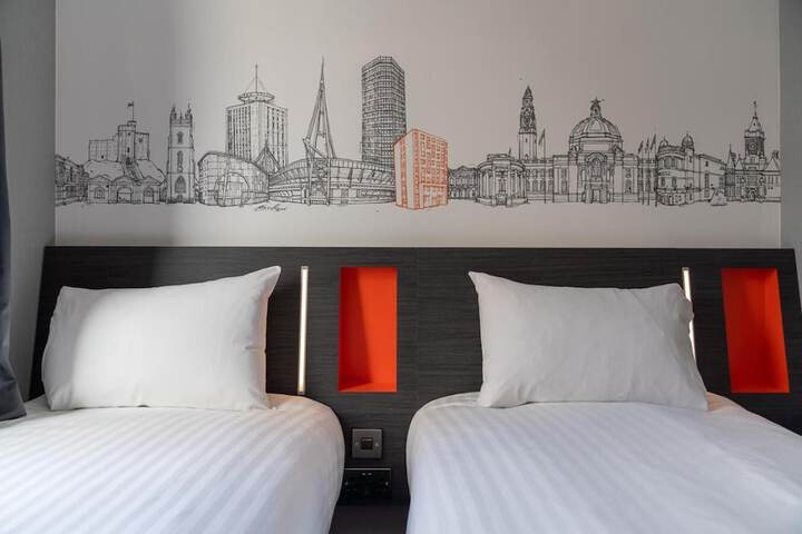 Room 20 of 52