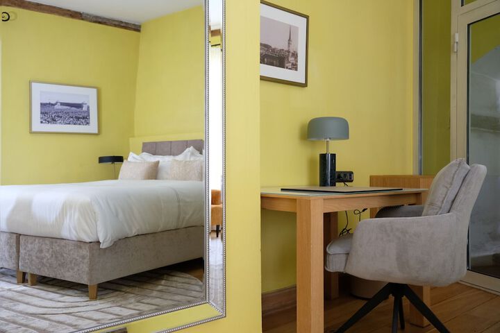 Room 47 of 115