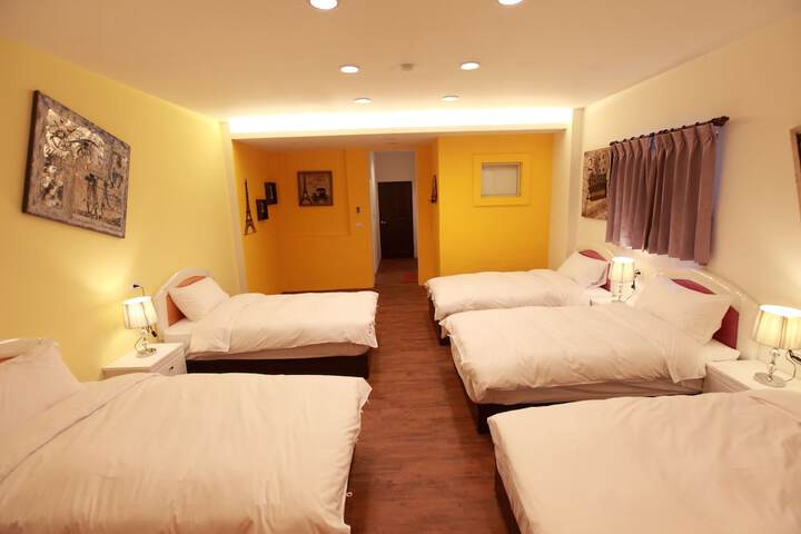 Room 29 of 58