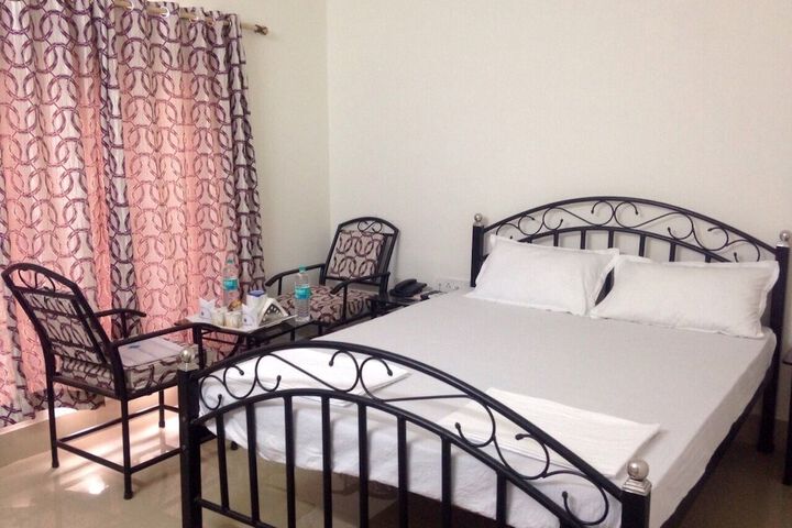 Room 12 of 46