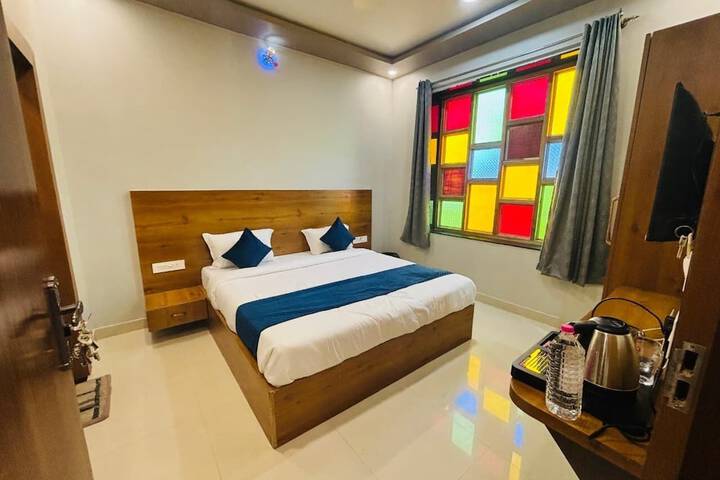 Room 8 of 24