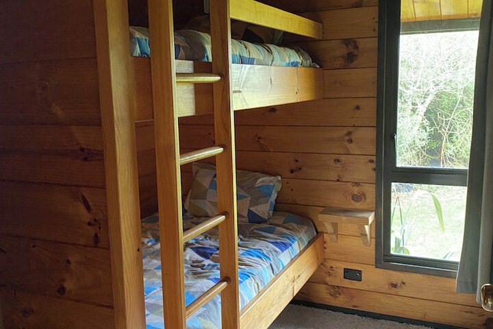 Room 4 of 17