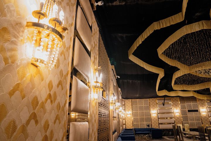 Ballroom/Hall 45 of 93