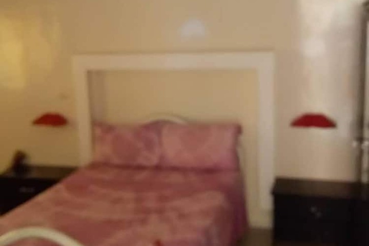 Room 16 of 28