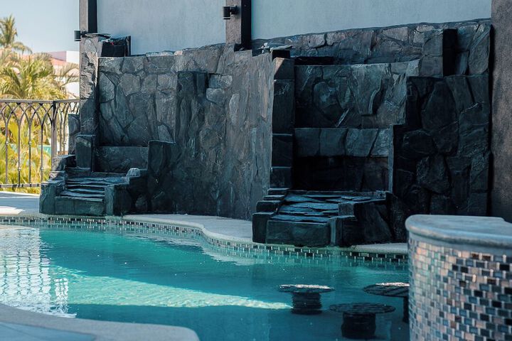 Pool 44 of 49