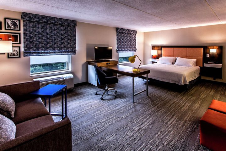 Room 33 of 45