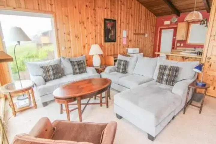 Eagles Bluff - 2 Br home by RedAwning