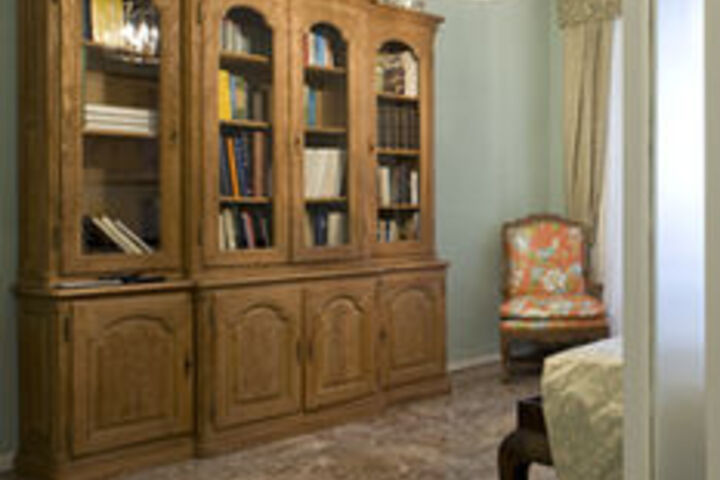 Room 17 of 35