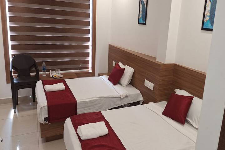 Room 14 of 26