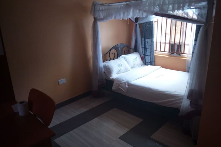 Room 3 of 14