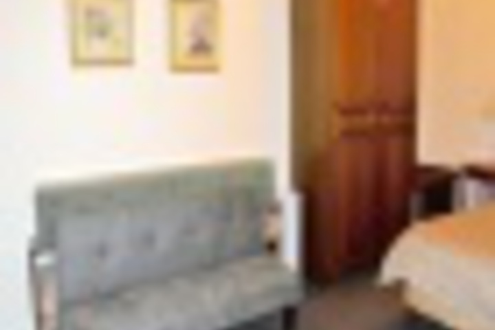 Room 639 of 768