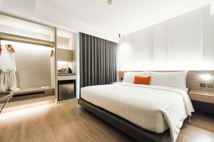 Room 11 of 46