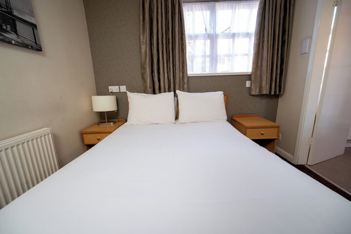 Room 6 of 36