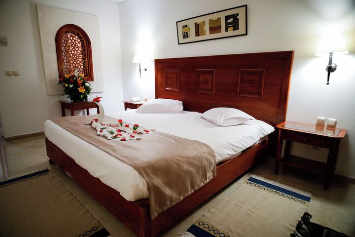 Room 8 of 36