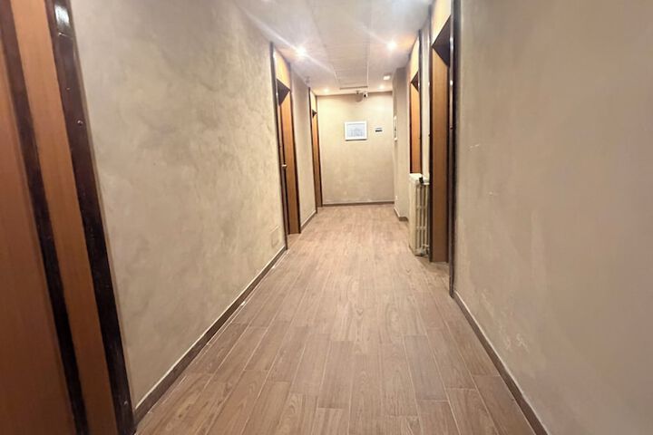 Ballroom/Hall 94 of 101