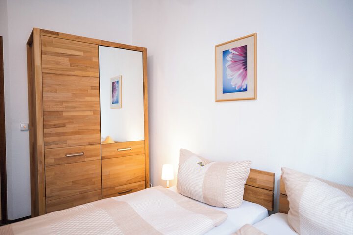 Room 14 of 38