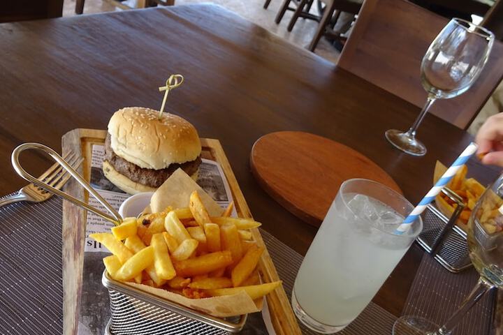 Dining 54 of 71