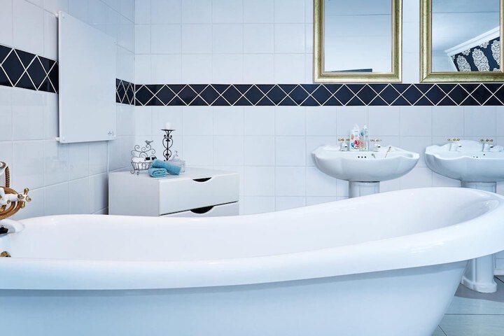 Bathroom Interior Photo