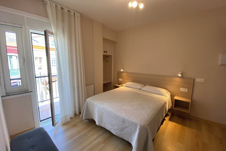 Room 11 of 26