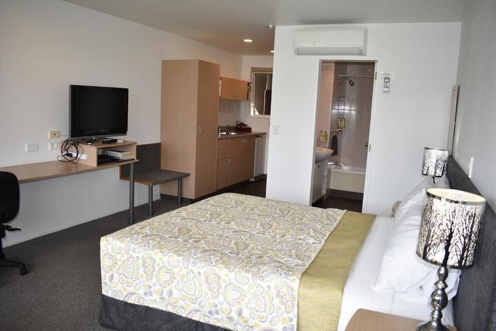 Room 15 of 41