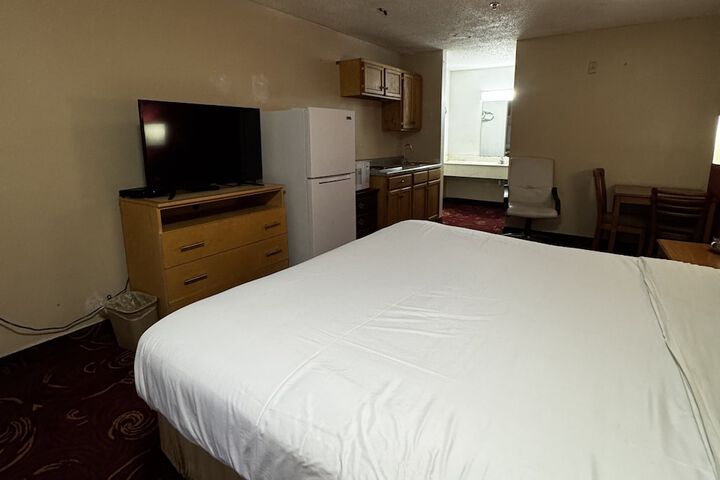 Room 18 of 47