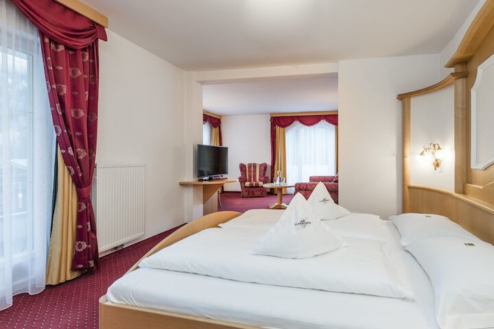 Room 29 of 70