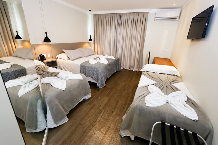 Room 20 of 80