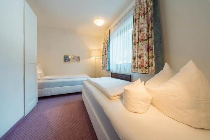 Room 5 of 22