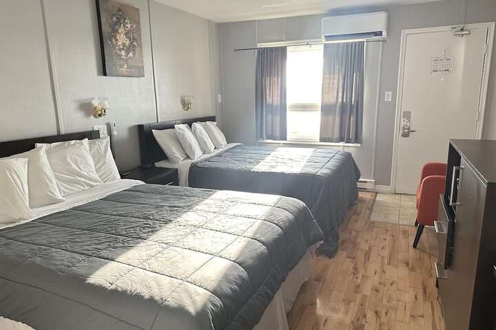 Room 11 of 65