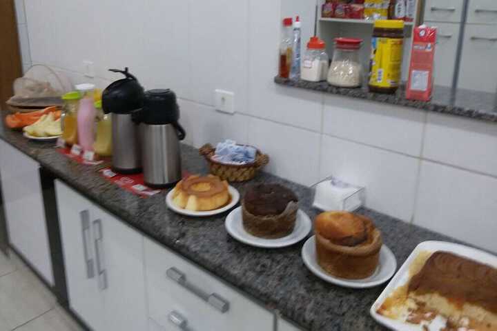 Breakfast/Coffee Service 19 of 32