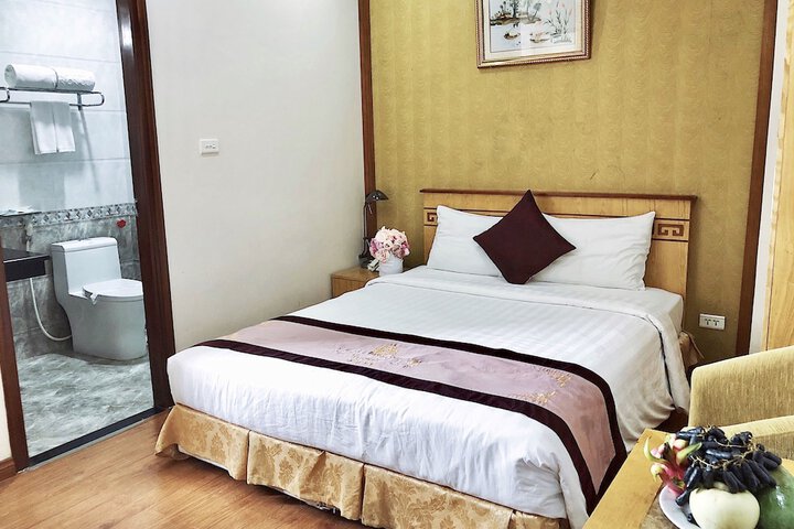 Room 16 of 60