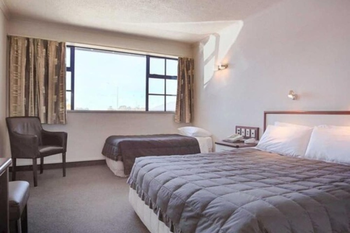 Room 12 of 49