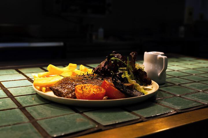 Dining 66 of 74