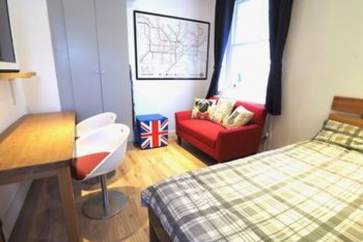Room 87 of 96