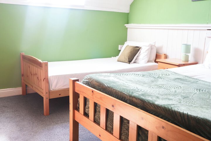 Room 60 of 100