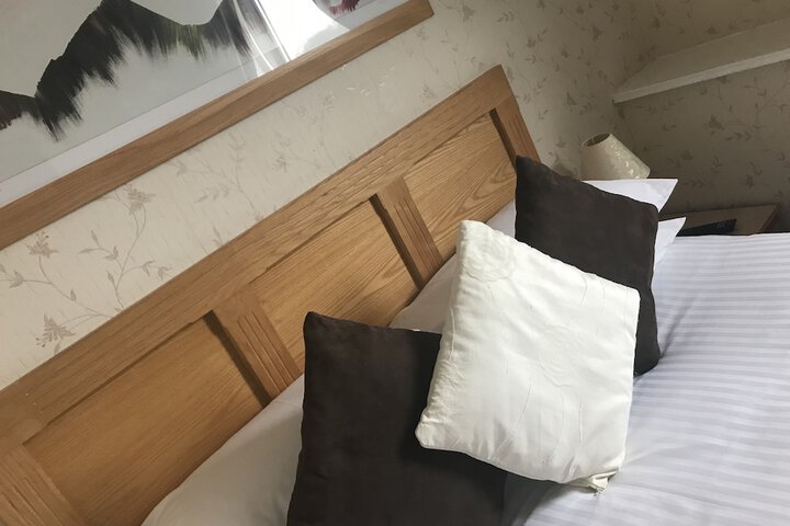 Room 16 of 94