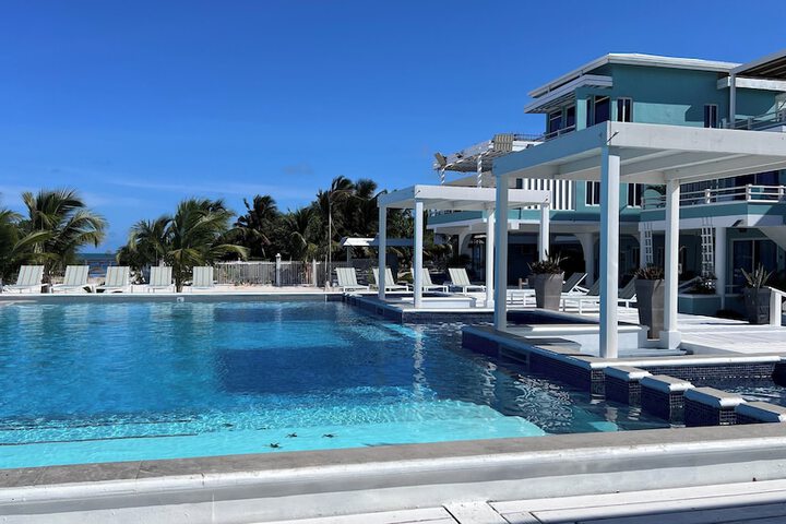 Pool 70 of 81