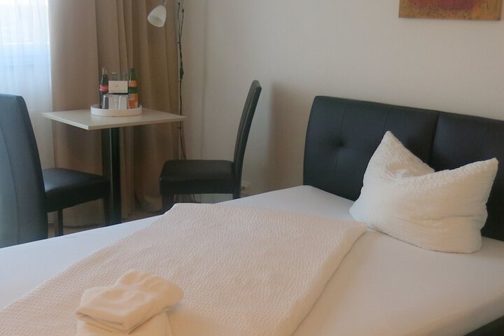 Room 11 of 54
