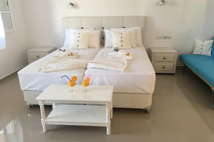 Room 16 of 62