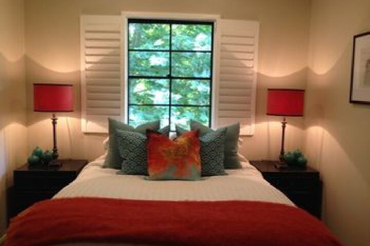 Room 11 of 26