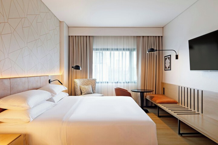 Room 15 of 56