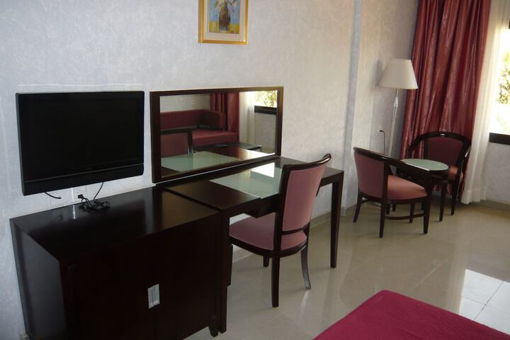 Room 16 of 31