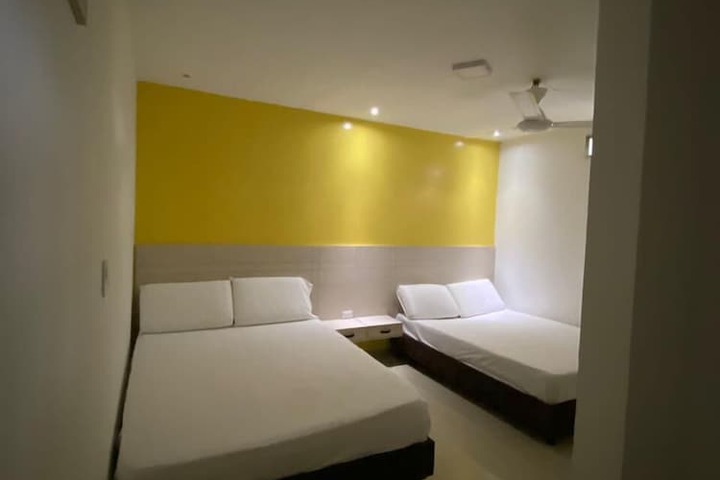Room 11 of 23